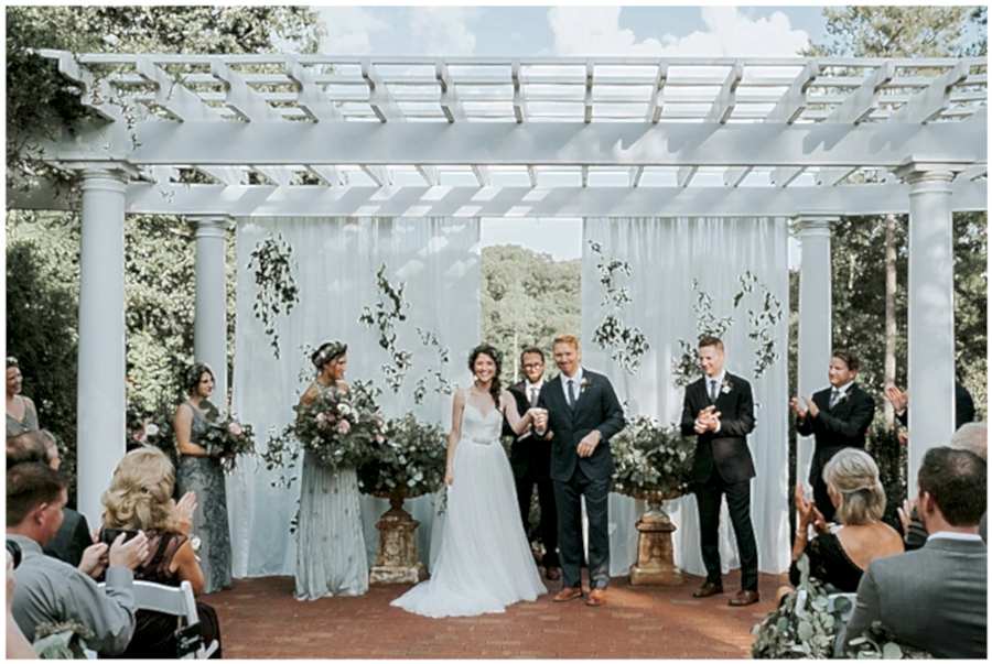 Highgrove Estate outdoor wedding ceremony