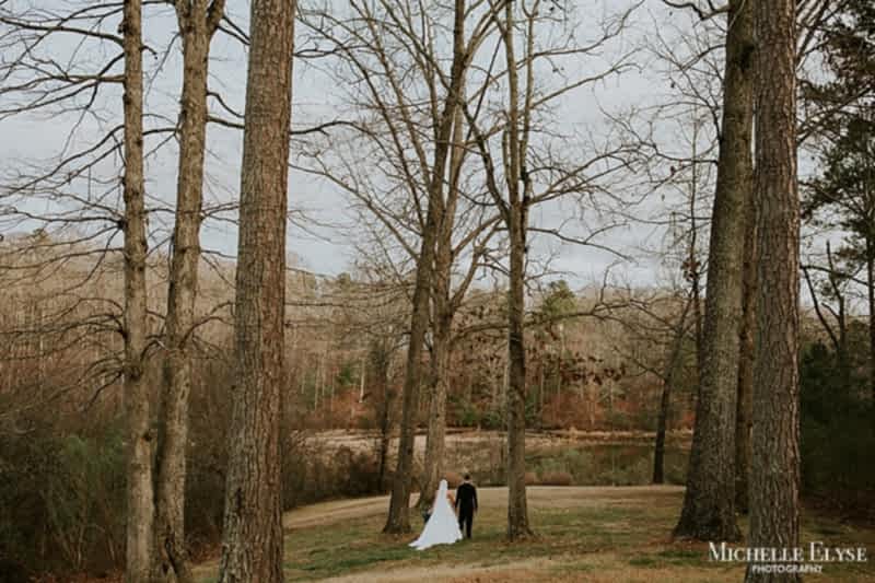 Raleigh outdoor wedding photographer