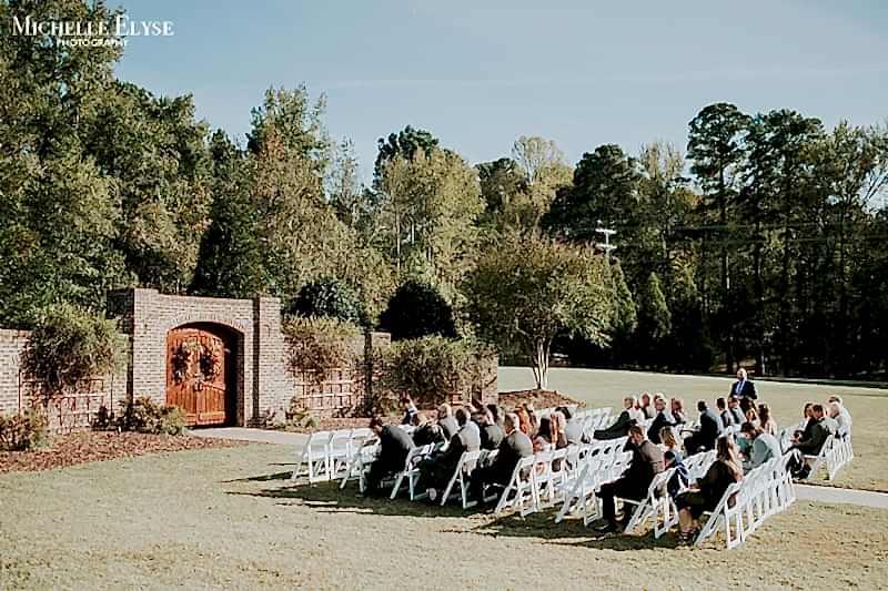 Raleigh NC outdoor wedding ceremony