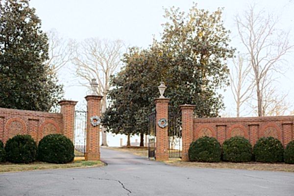 The Estate at River Run 