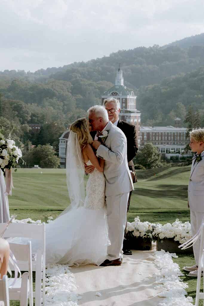 Documentary Virginia Wedding Photographer Editorial Homestead Resort Wedding Hot Springs VA x