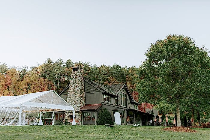 Lonesome Valley Wedding Sapphire NC Luxury Highlands Cashiers Wedding Photographer x