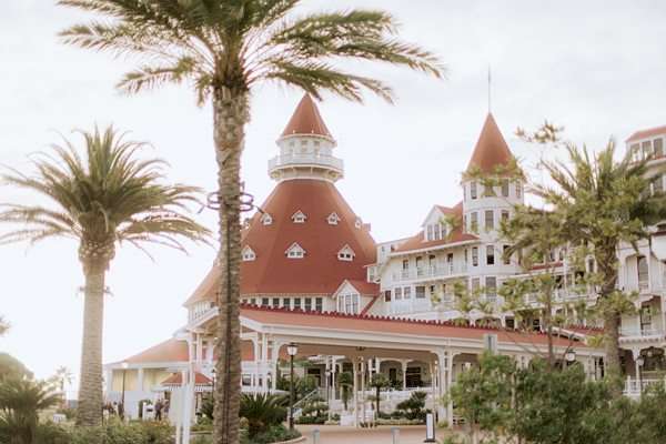 San Diego Wedding Photographer Documentary Style Editorial x