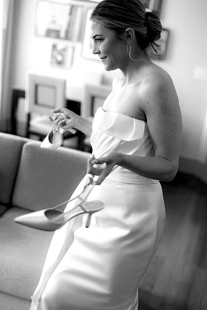 Virginian Hotel Wedding Lynchburg Wedding Photographer Documentary Candid Style x