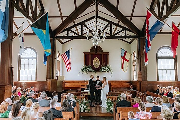 Virginian Hotel Wedding Lynchburg Wedding Photographer Documentary Candid Style x