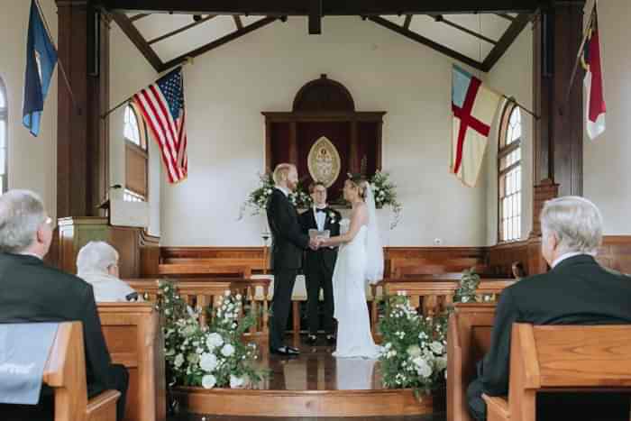 Virginian Hotel Wedding Lynchburg Wedding Photographer Documentary Candid Style x