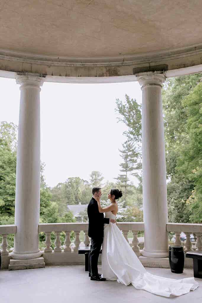 Elstowe Manor Elkins Estate Wedding Elkins Park Philadelphia Wedding Photographer with Elegant Editorial Documentary Style x